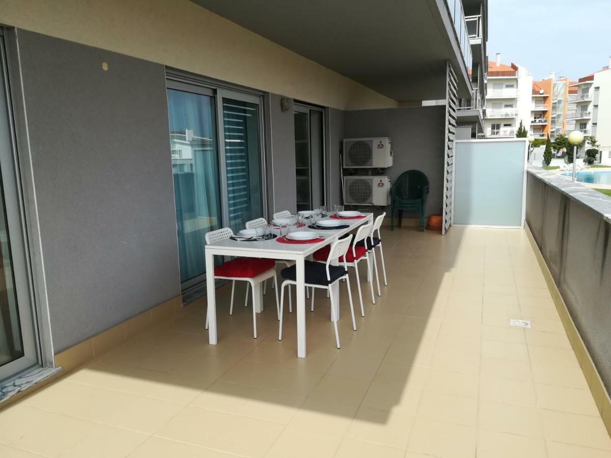 Apartamento Bayside - Sao Martinho Do Porto Bagian luar foto