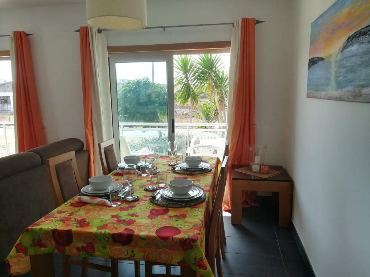 Apartamento Bayside - Sao Martinho Do Porto Bagian luar foto