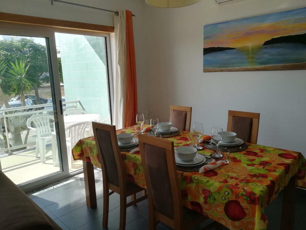 Apartamento Bayside - Sao Martinho Do Porto Bagian luar foto