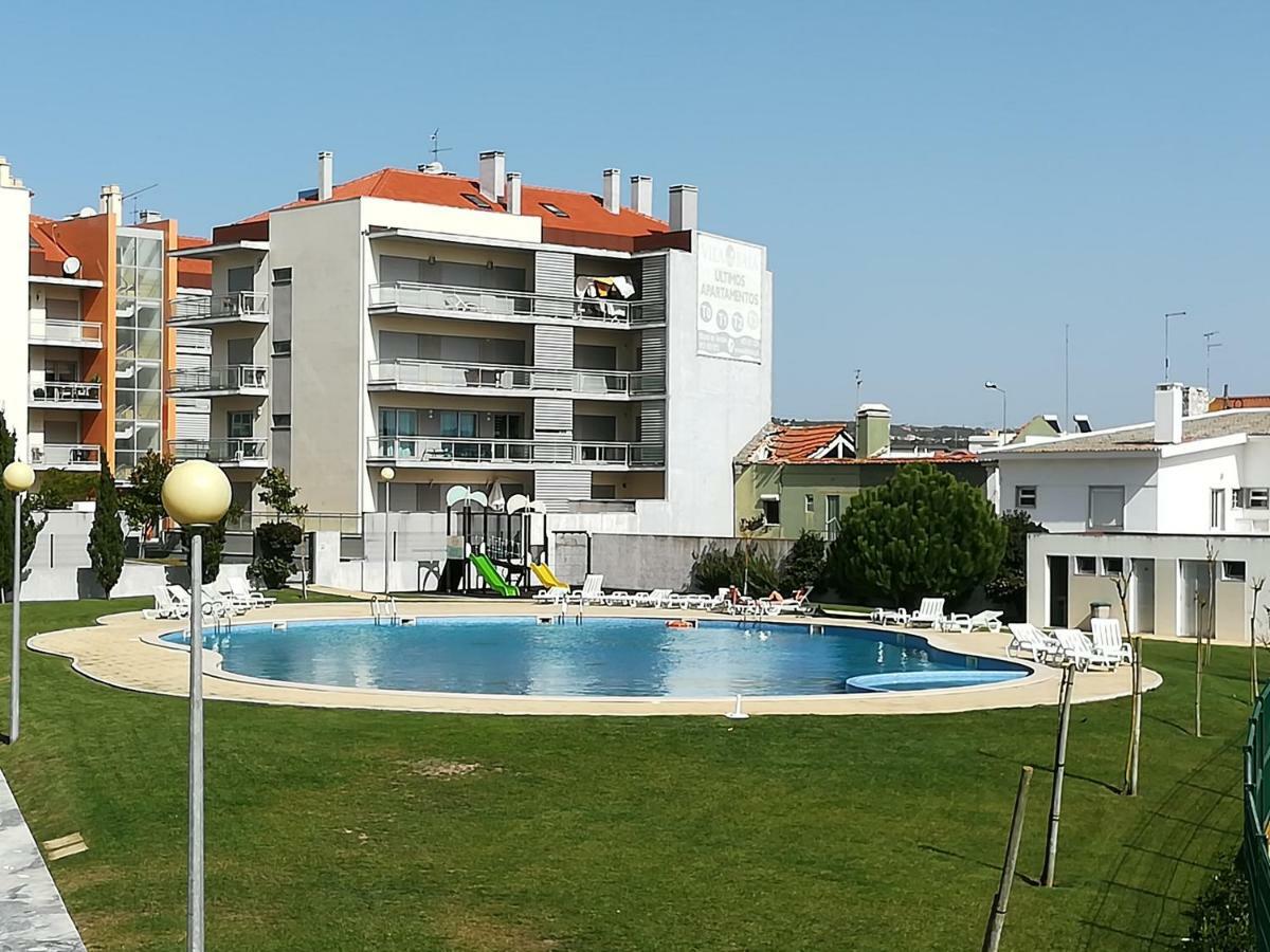 Apartamento Bayside - Sao Martinho Do Porto Bagian luar foto