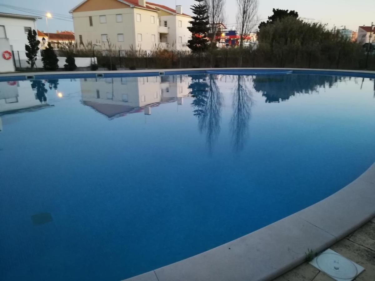 Apartamento Bayside - Sao Martinho Do Porto Bagian luar foto